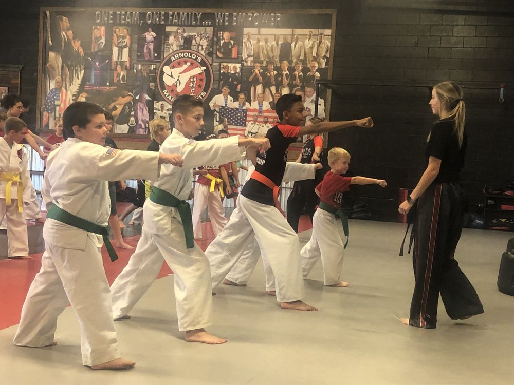 Arnold's Martial Arts Logo